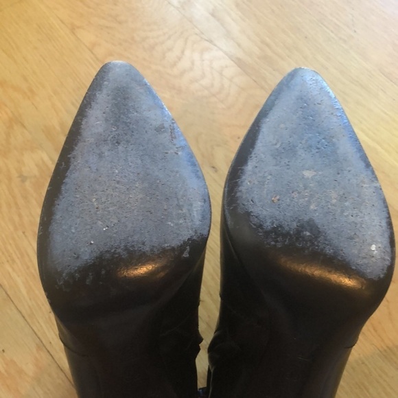 Louis Vuitton Black Heeled Booties Women's Size 38 in EUC- STUNNING! - Picture 9 of 12